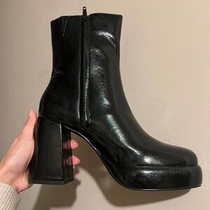 Steve Madden Black Women's Ankle Boots Size 7.5